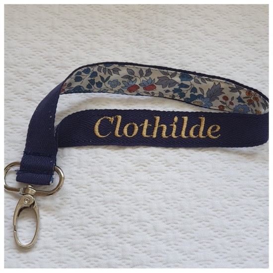 Petit porte clés brodé