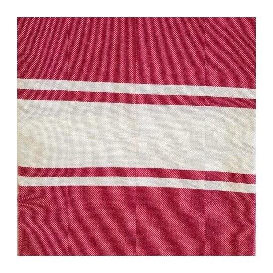 Fouta rose foncé avec motif...